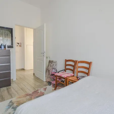 Awesome In With Wifi And 3 Bedrooms *